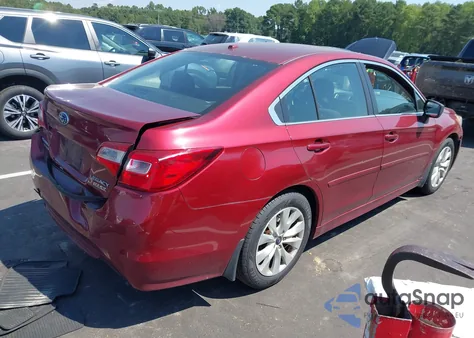 2015 Subaru Legacy 2.5I Premium z USA, uszkodzony, nr VIN 4S3BNAC66F3070593